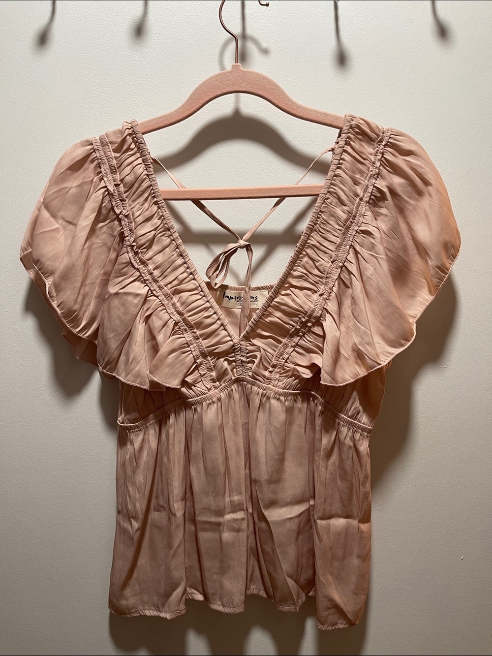 NWT Ruffle V-Neck Top in Blush Pink